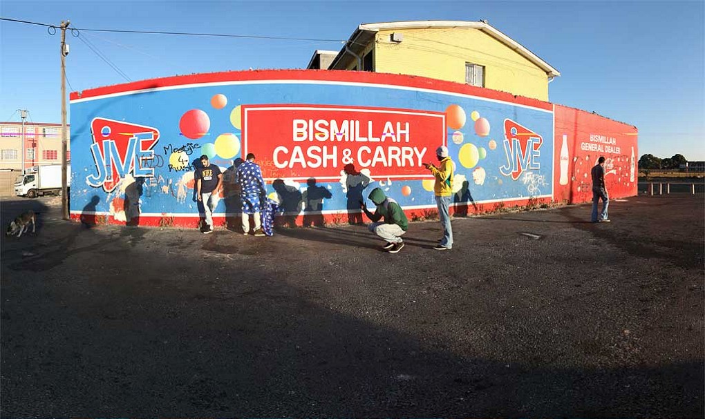 786
