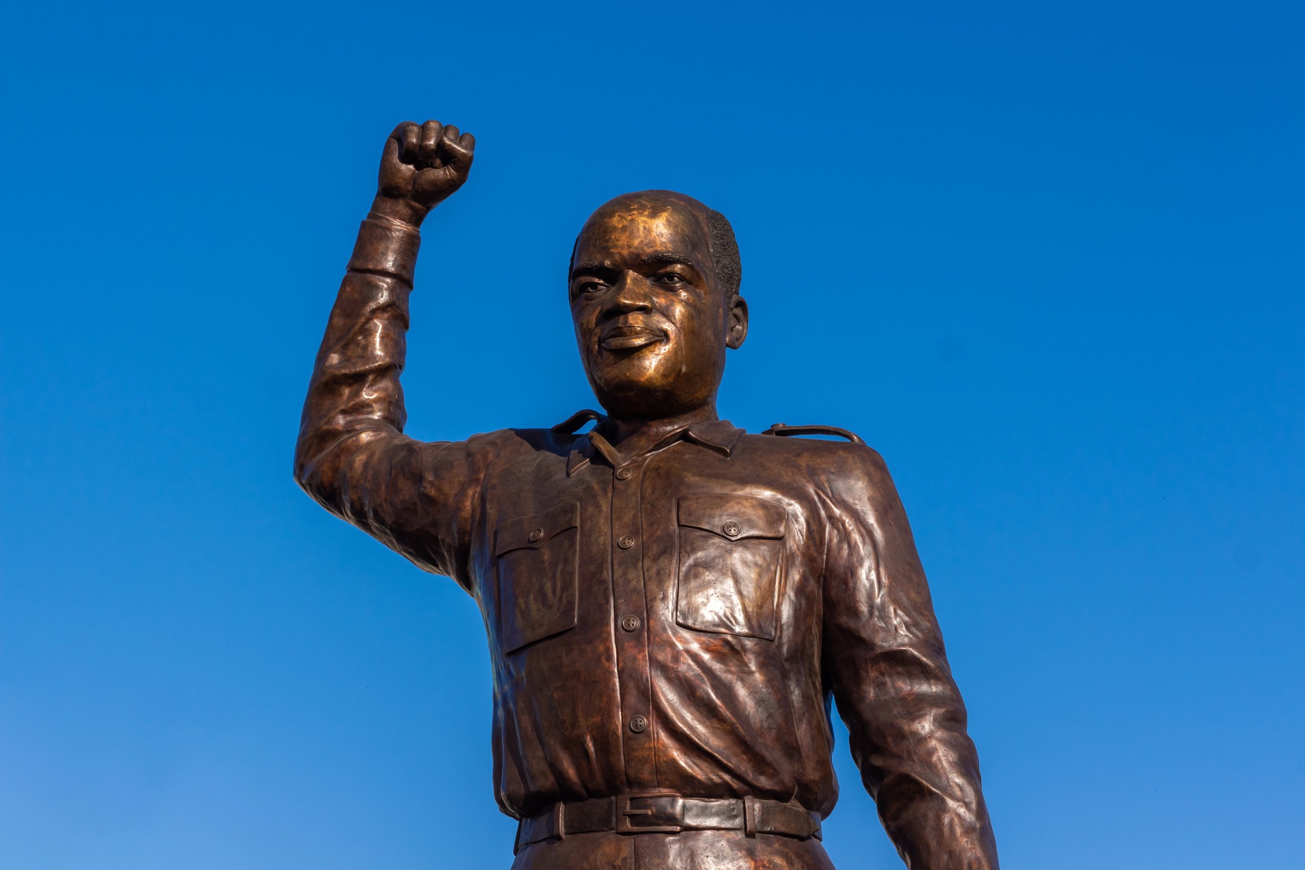 Maputo,,Mozambique,-,October,06,,2024:,Statue,Of,Eduardo,Mondlane,