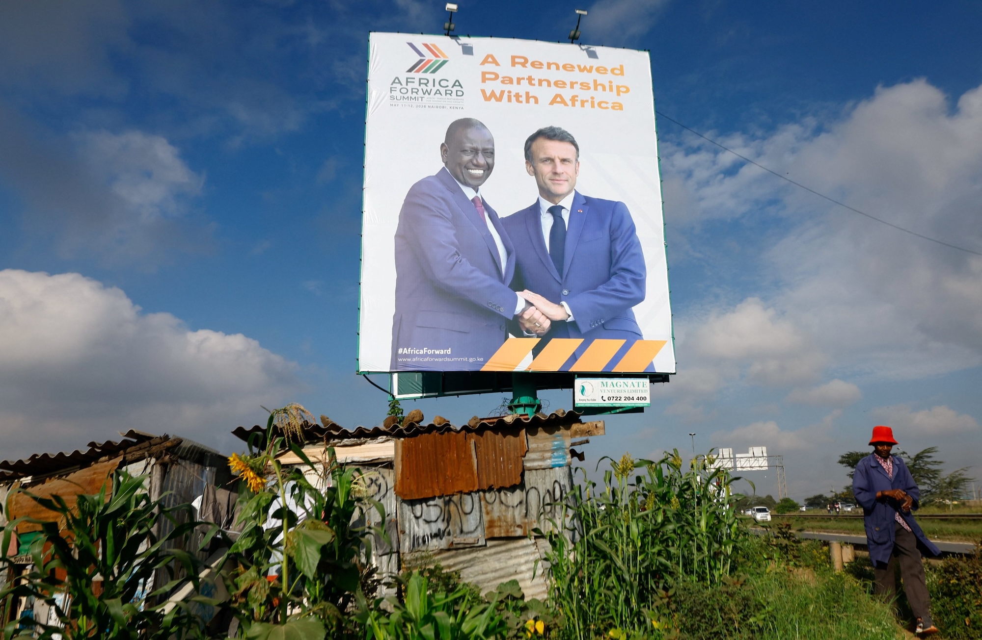 Billboard with Presidents Ruto and Macron in Nairobi.